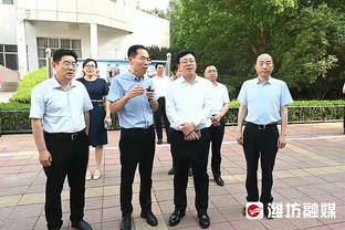 六连客最后一战！火箭训练视频：狄龙大佬派头 杰夫叔叔授业解惑